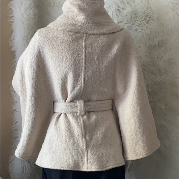 Jacket - Picture 2 of 7